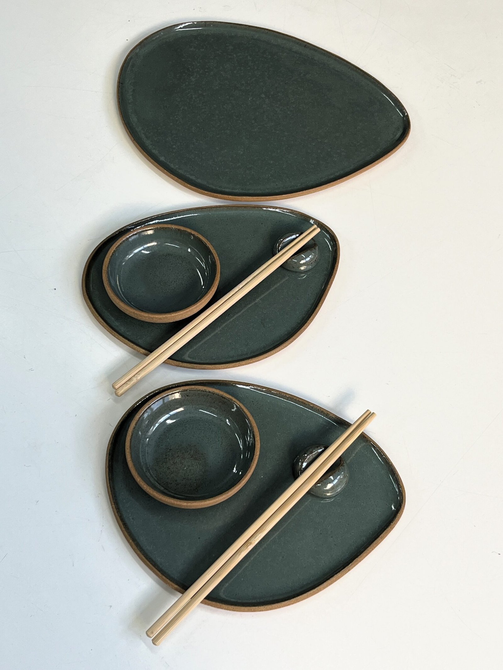 Conjunto Nave para sushi dupla + prato de servir | verde - Imagem 9